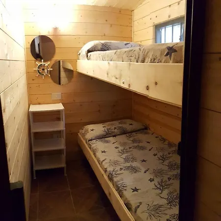 Semesterbostad Lo Chalet